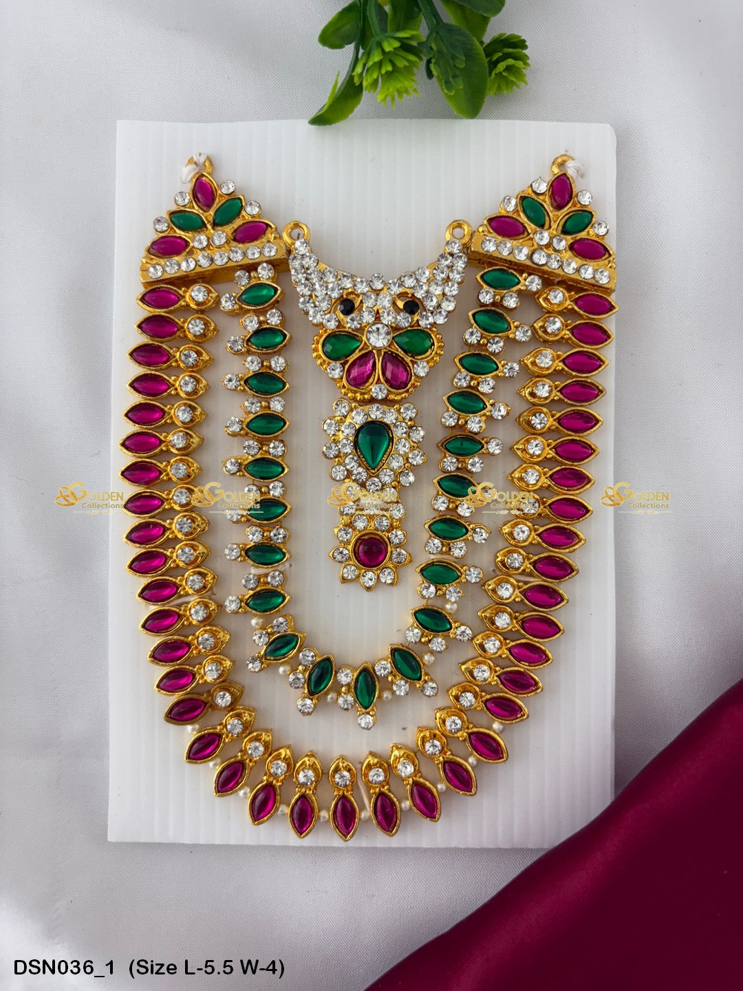 Elegant Jewellery For Goddess Goldencollections Size: 5.5 X 4, Color: Multi, Style: Chest Image 1