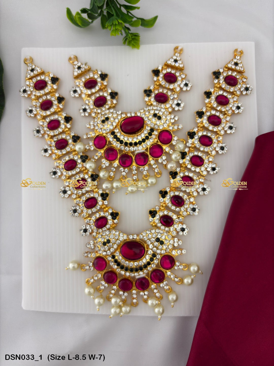 Goddess Lakshmi Short Necklace Goldencollections Size: 8.5 X 7, Color: Multi, Style: 2 Step Image 1