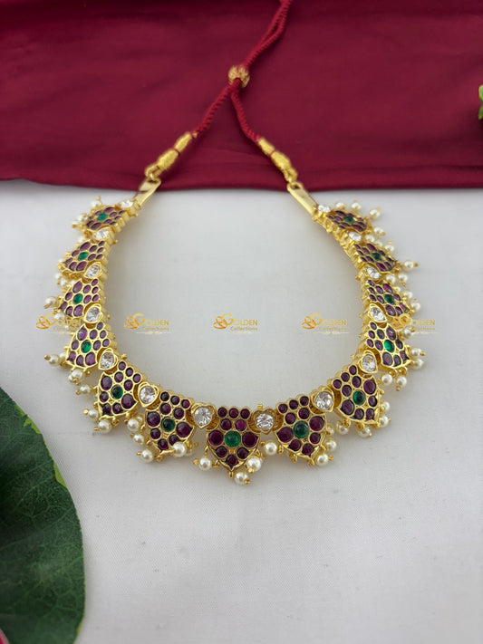 Kemp Stone Jewellery Traditional Short Necklace By Goldencollections  Color: Kemp Style: Kemp Short Necklace Image 1