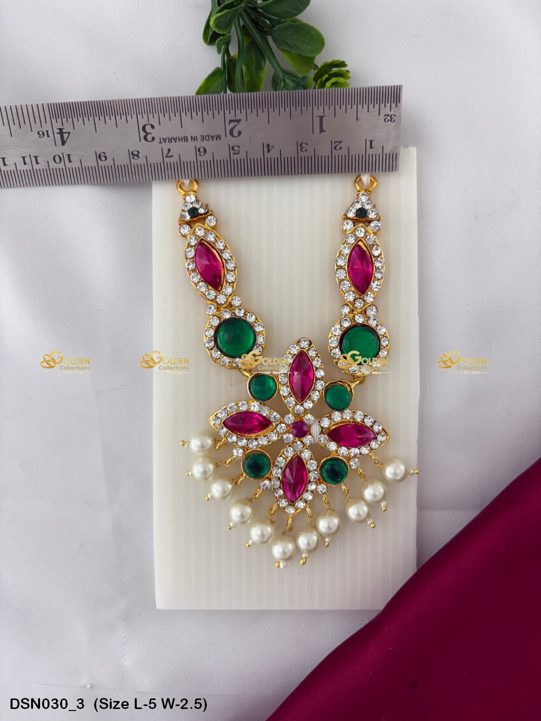 Shop Deity Jewellery Online Goldencollections Size: 5 X 2.5, Color: Multi, Style: Chest Image 3