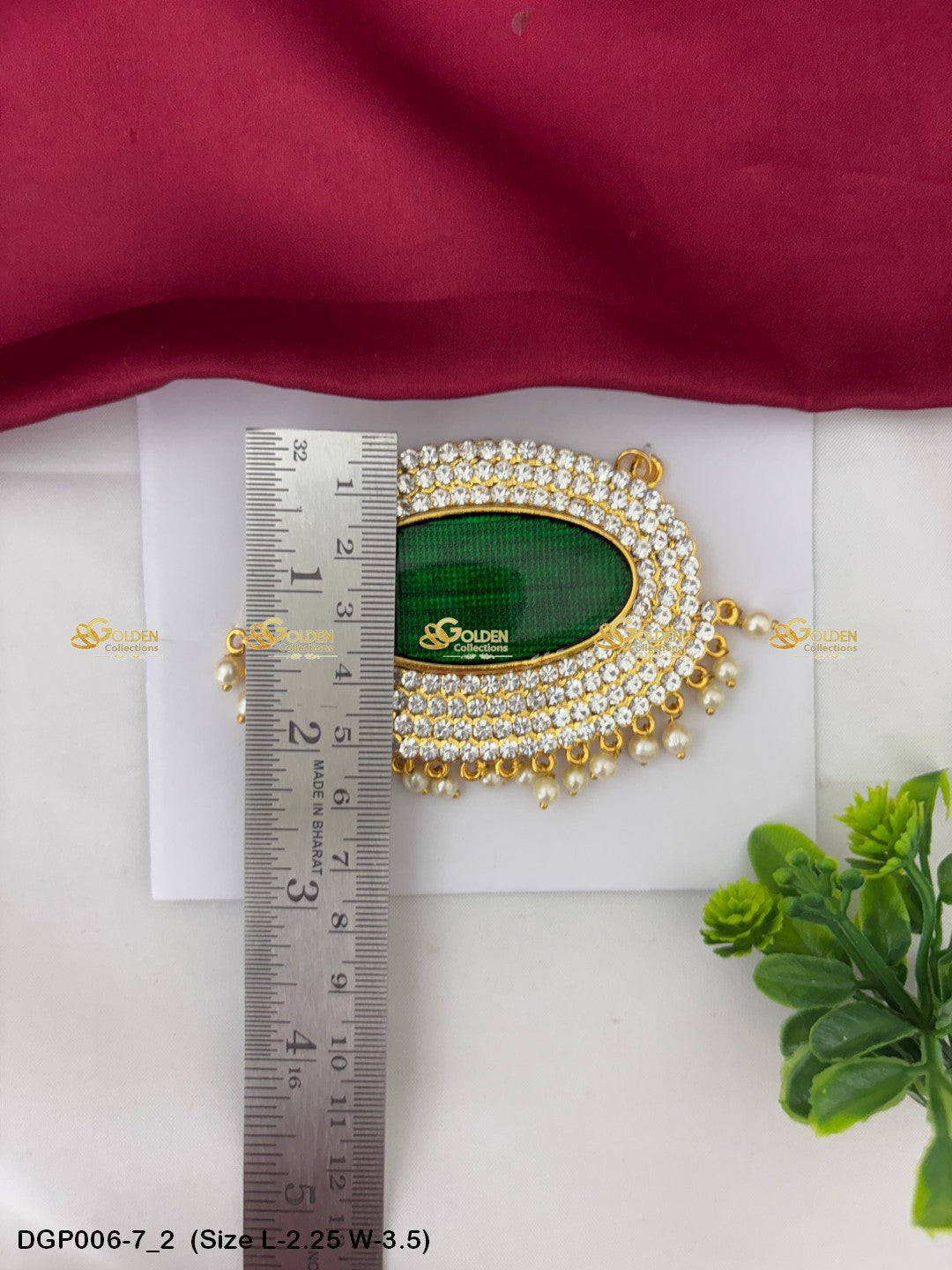 Temple Deity Jewellery Pendant Goldencollections Size: 2.25 x 3.5, Color: Green, Style: Pendant Image 2