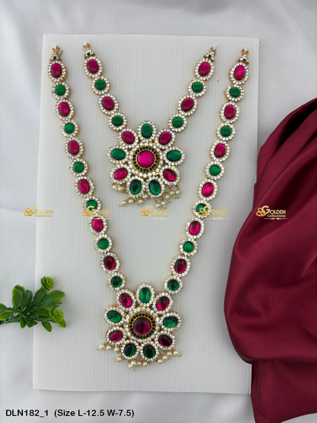 Traditional Goddess Lakshmi Necklace Goldencollections Size: 12.5 X 7.5, Color: Multi, Style: 2 Step Image 1