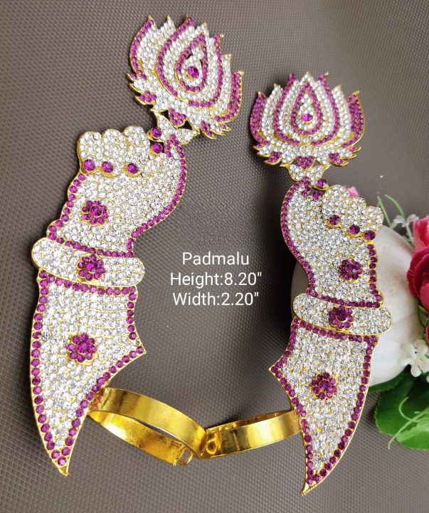 Varalakshmi Vratham Lotus Hands Idol | White Pink