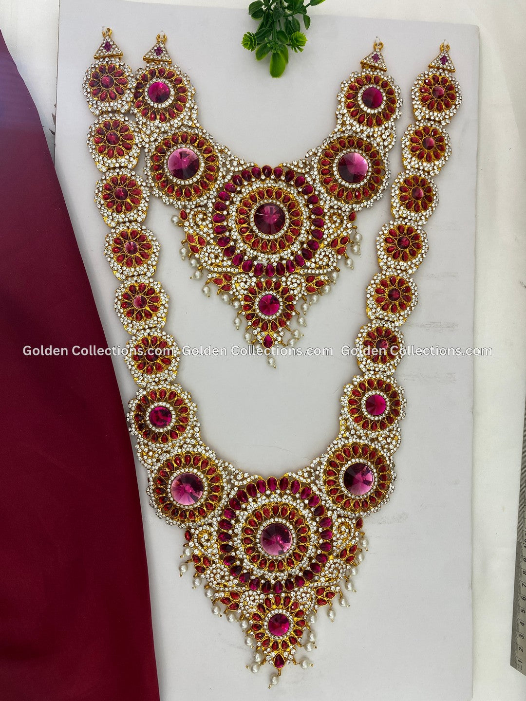 Amman Jewellery Set - Exquisite Ornaments - GoldenCollections