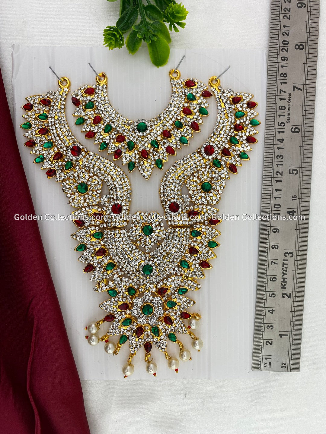 Goddess Lakshmi Short Necklace - GoldenCollections DSN-013 2