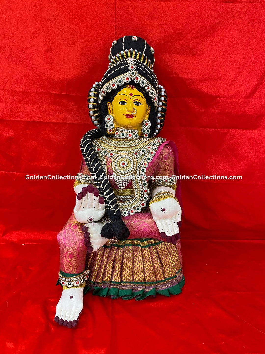 Sacred Varamahalakshmi Idol Set - VVD-098