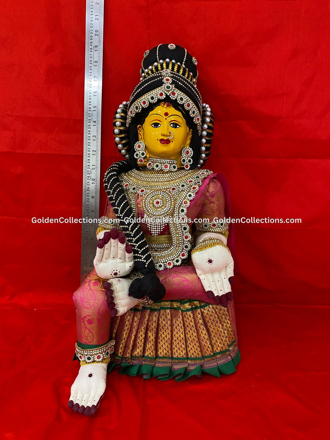 Sacred Varamahalakshmi Idol Set - VVD-098 2