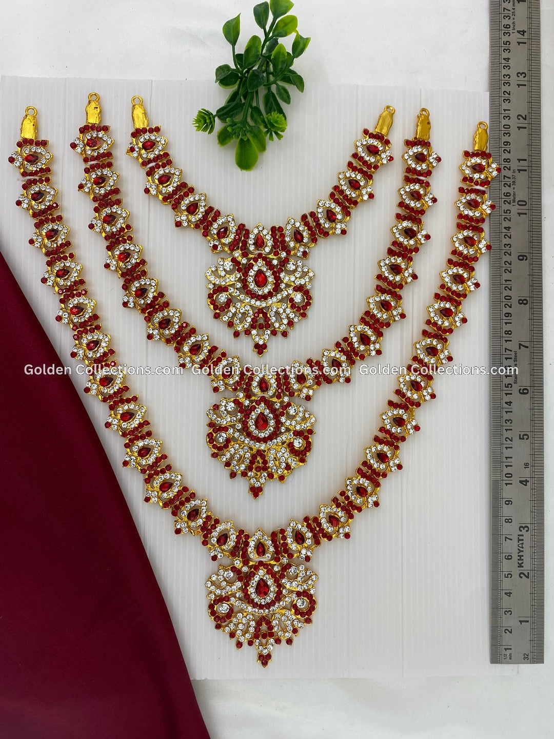Striking Accents - Jewellery for God Statues - GoldenCollections 2